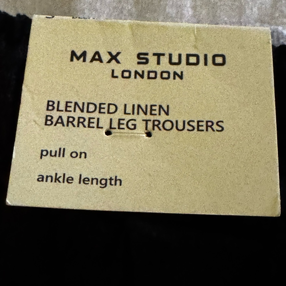 Max Studio Woman’s Trousers - Picture 7 of 7